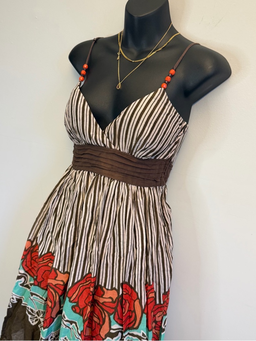 XOXO Floral Stripe Midi Dress 🌹🤎 - Picture 4 of 9